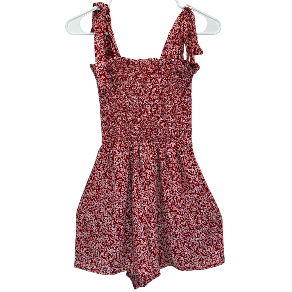 Francesca's Mi Ami Women's Smocked Ribbon Strap Red Floral Romper Size S